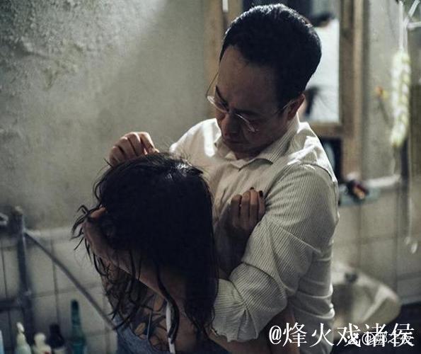 91吃瓜网:揭秘娱乐圈黑料的深夜厨房 91吃瓜网:揭秘娱乐圈黑料的深夜厨房